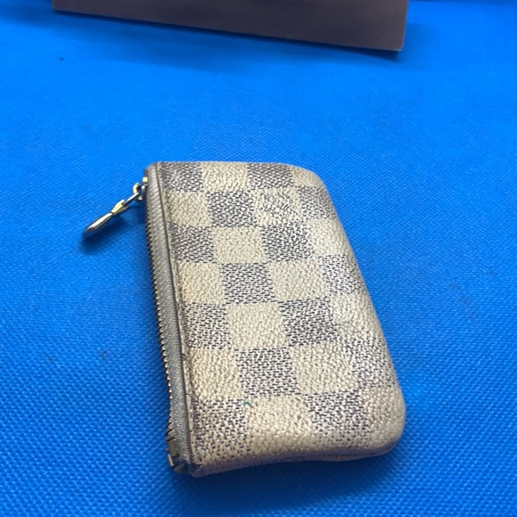 💖 🤎 Louis Vuitton Damier Azur signature design LV Logo coin purse - Picture 7 of 8